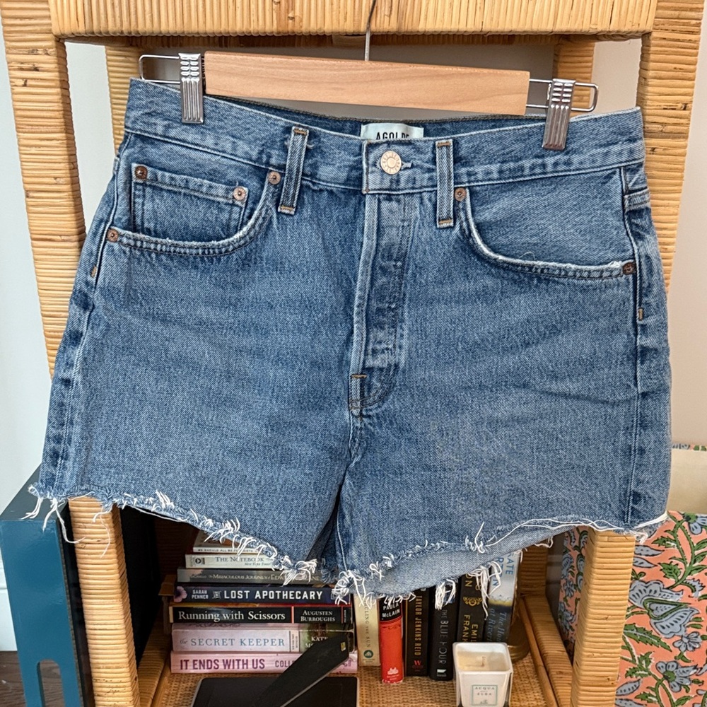 AGOLDE Parker Jean shorts! Size 28